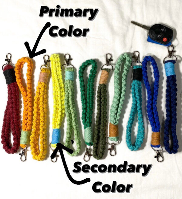 2 Choice - Boho Macrame Wristband Key-pers